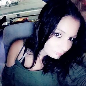 Meet your Posher, Leslie